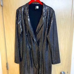 Sparkly & Beautiful Blazer just in time for New Years celebrations!! Large